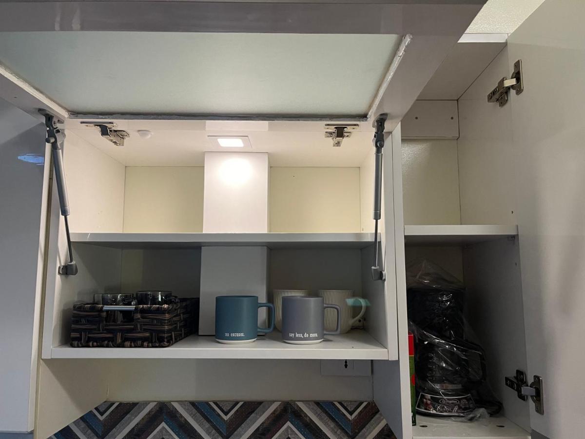 Aesthetic Functional Minimalist Space Sunvida Tower Sv1716 Cebu Esterno foto