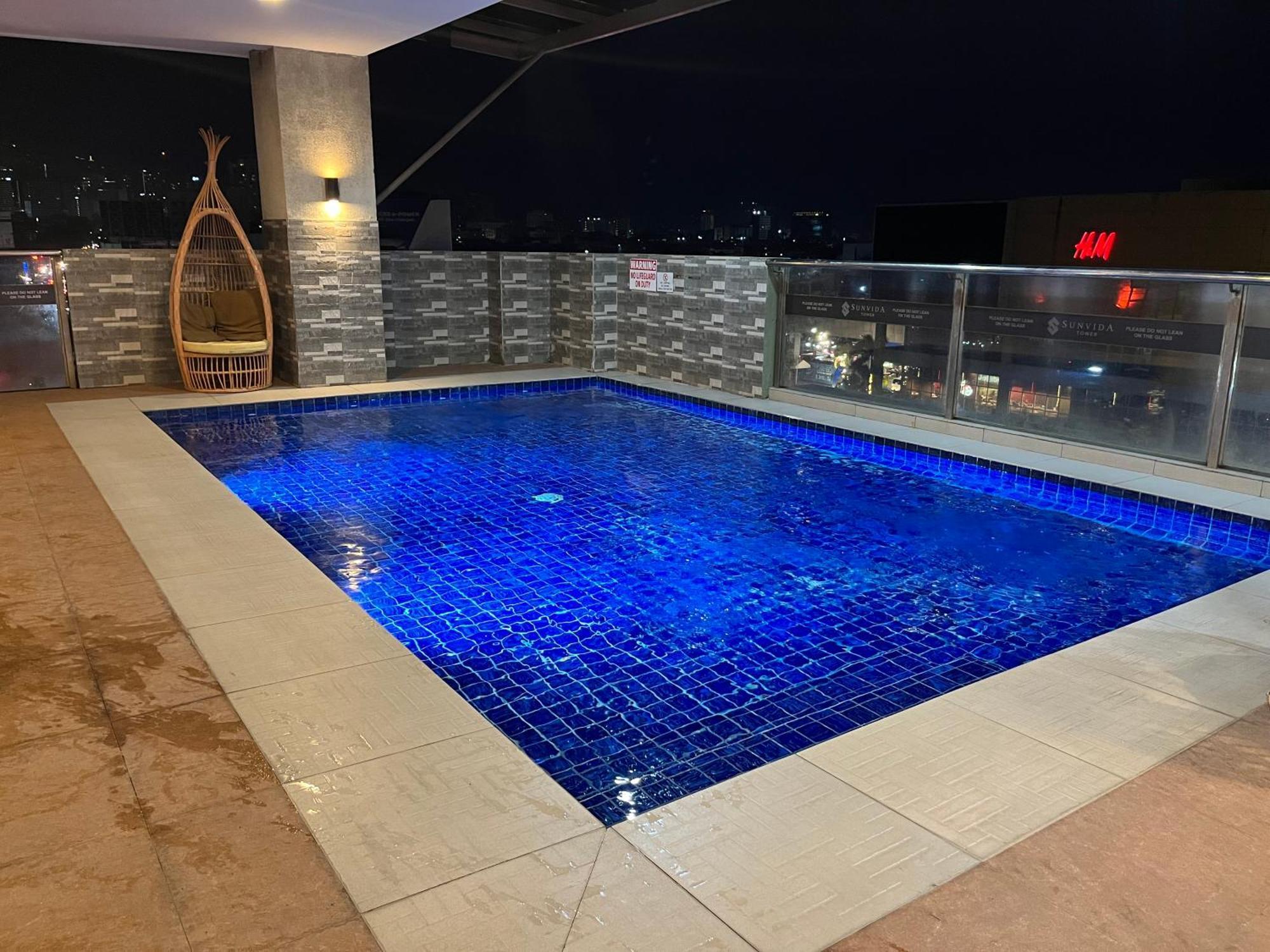 Aesthetic Functional Minimalist Space Sunvida Tower Sv1716 Cebu Esterno foto